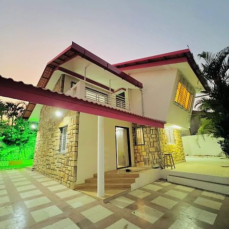 Taj Villa With Free Wifi โลนาวาลา ภายนอก รูปภาพ