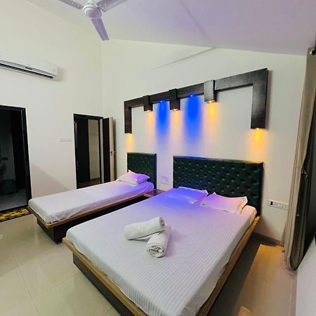 Taj Villa With Free Wifi โลนาวาลา ภายนอก รูปภาพ
